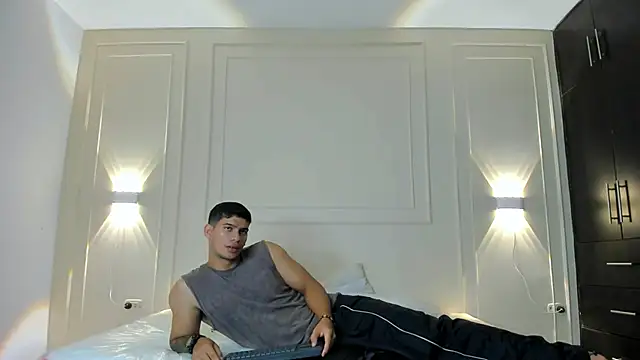 ANDRES STUD online show from June 2026 03:47:02 AM