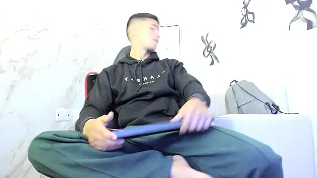 ANDRES STUD online show from October 2025 04:14:02 AM