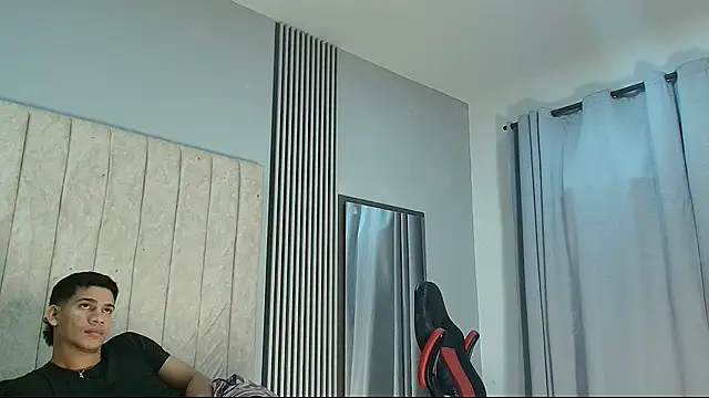 Snapshot of ANDRES_STUD chatting on September 2025 04:07:02 AM ANDRES STUD online show from September 2025 04:07:02 AM