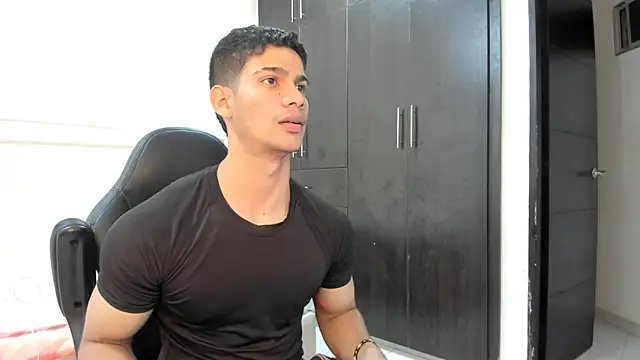 ANDRES STUD online show from April 2026 03:57:02 AM