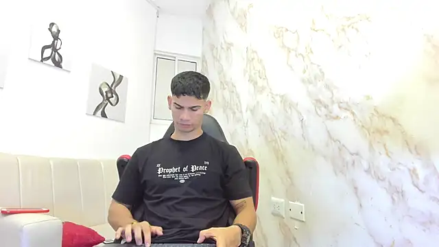 ANDRES STUD online show from October 2025 04:25:02 AM