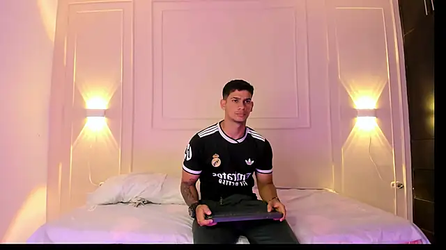 ANDRES STUD online show from June 2026 04:23:02 AM