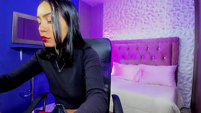 julieta fn online show from June 2026 02:33:01 PM