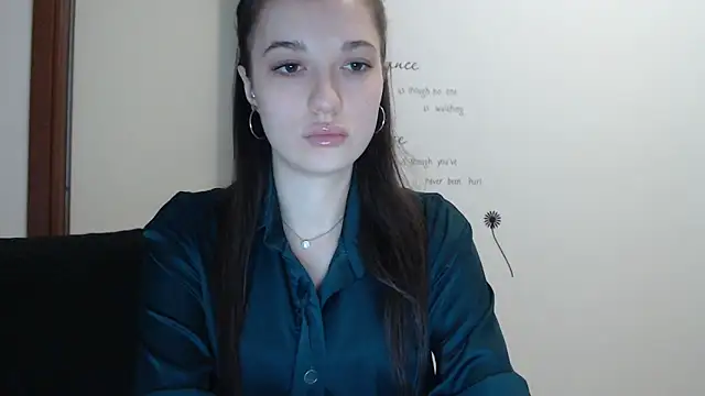 Snapshot of Eva_Eldis chatting on September 2025 04:13:02 PM Eva Eldis online show from September 2025 04:13:02 PM