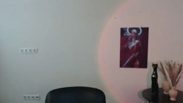 Snapshot of Eva_Eldis chatting on February 2025 02:26:01 PM Eva Eldis online show from February 2025 02:26:01 PM