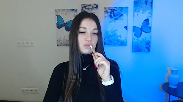 Snapshot of Eva_Eldis chatting on February 2025 04:04:01 PM Eva Eldis online show from February 2025 04:04:01 PM