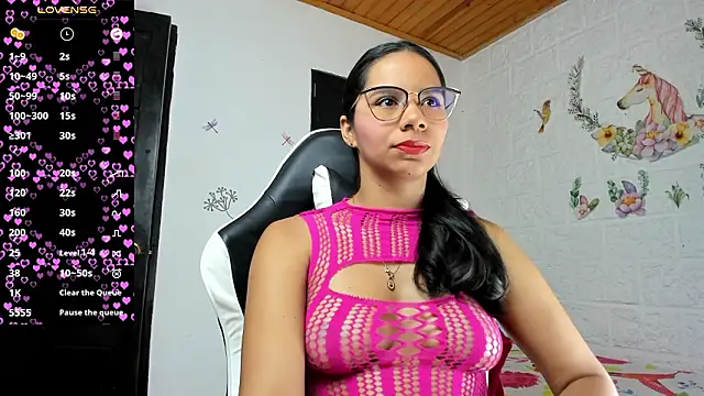 alisson hoffman05 online show from March 2026 07:47:01 PM