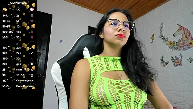 alisson hoffman05 online show from January 2026 01:04:04 PM