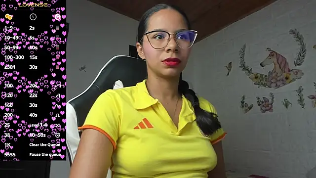 alisson hoffman05 online show from June 2026 07:34:01 PM