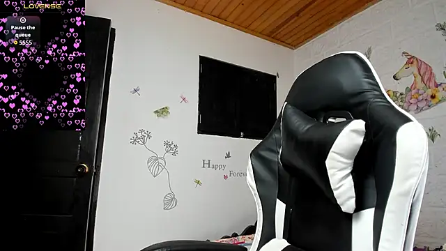 alisson hoffman05 online show from December 2025 01:02:02 PM