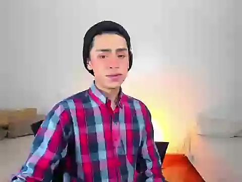 Snapshot of steve__gray chatting on February 2025 01:53:02 PM steve gray online show from February 2025 01:53:02 PM