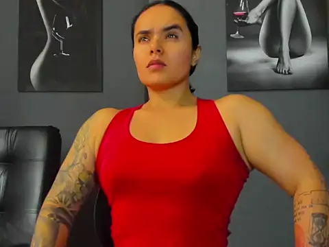 karlyjons12 online show from November 2025 04:51:02 PM