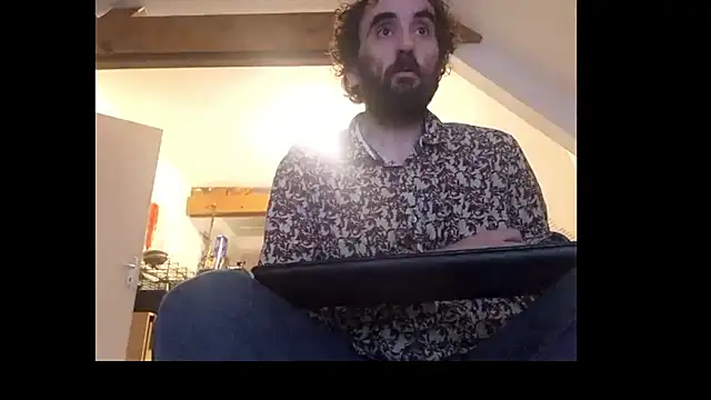 Mastersanges online show from August 2026 10:14:02 PM