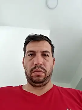 Snapshot of reyarturs13 chatting on February 2025 08:16:02 PM reyarturs13 online show from February 2025 08:16:02 PM