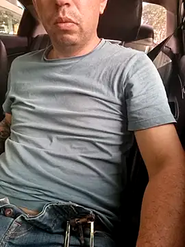 Snapshot of reyarturs13 chatting on February 2025 09:06:02 PM reyarturs13 online show from February 2025 09:06:02 PM