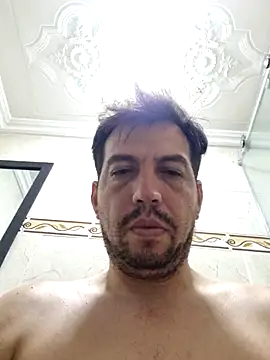 Snapshot of reyarturs13 chatting on March 2025 06:57:01 AM reyarturs13 online show from March 2025 06:57:01 AM