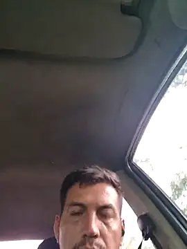 Snapshot of reyarturs13 chatting on February 2025 09:29:01 PM reyarturs13 online show from February 2025 09:29:01 PM