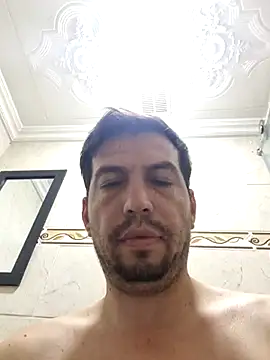 Snapshot of reyarturs13 chatting on March 2025 05:59:02 AM reyarturs13 online show from March 2025 05:59:02 AM