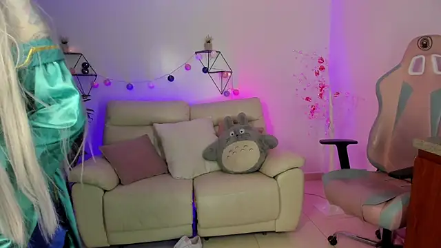 Snapshot of Neekito_ chatting on October 2025 08:38:01 PM Neekito online show from October 2025 08:38:01 PM