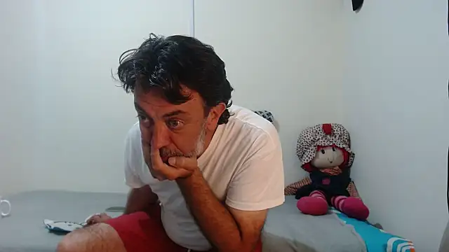 jeans and emma online show from March 2026 11:27:01 PM