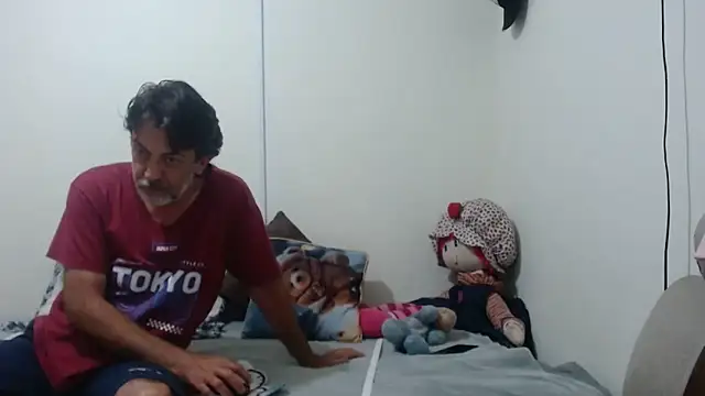 jeans and emma online show from April 2026 11:30:02 PM