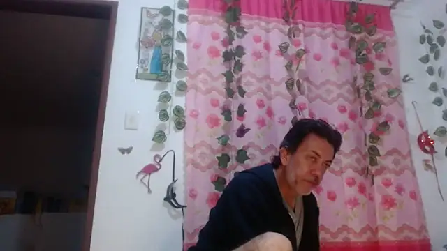 jeans and emma online show from March 2025 01:25:02 AM