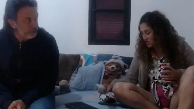 jeans and emma online show from September 2025 02:27:01 AM