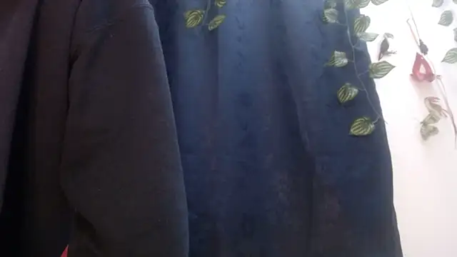 jeans and emma online show from March 2025 11:21:02 AM