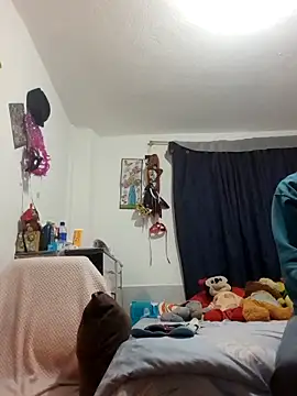 Snapshot of jeans_and_emma chatting on December 2025 02:33:01 AM jeans and emma online show from December 2025 02:33:01 AM