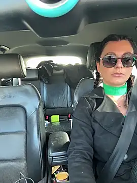 Loveblackzilla online show from November 2025 10:49:02 AM