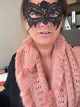 Loveblackzilla online show from February 2026 01:29:01 PM