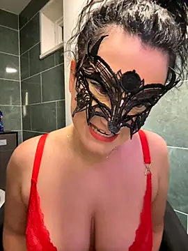 Loveblackzilla online show from November 2025 07:50:02 PM