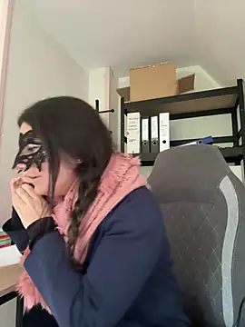 Loveblackzilla online show from December 2025 01:16:02 PM