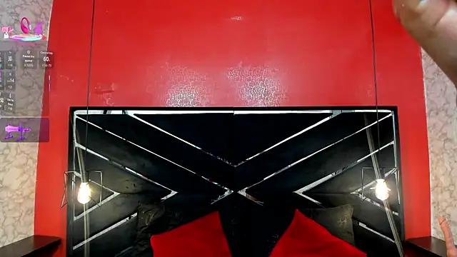 IVISBOUNCYASS online show from November 2025 12:53:02 PM