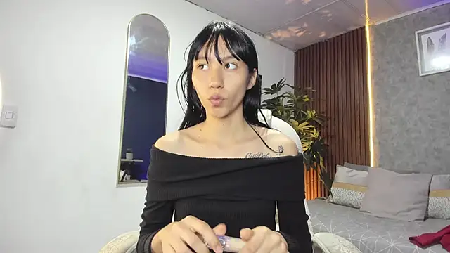 Miaa Lee7 online show from January 2026 09:43:02 PM