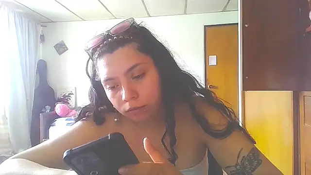 isabellapurple online show from February 2026 03:44:02 PM