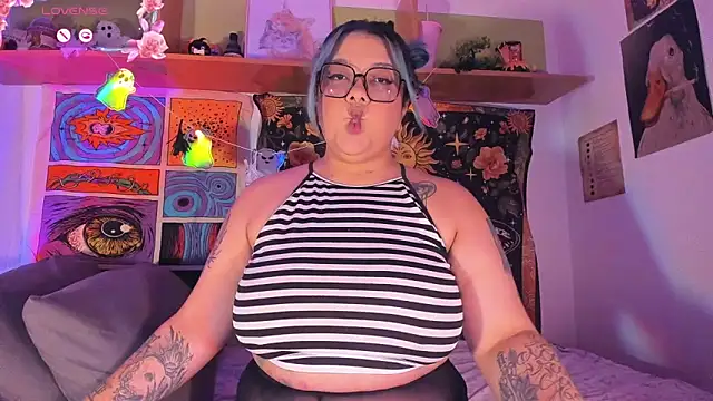 Banana squirt online show from October 2025 09:36:02 PM