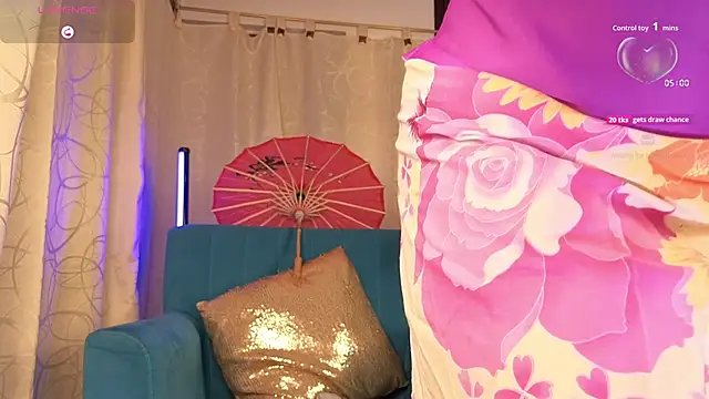 sophia dumont online show from November 2025 09:08:01 PM