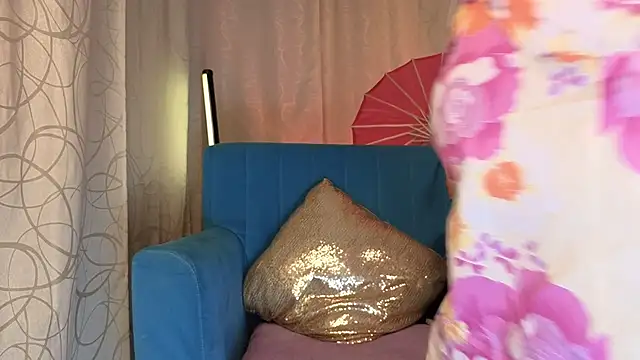sophia dumont online show from May 2026 10:08:01 AM