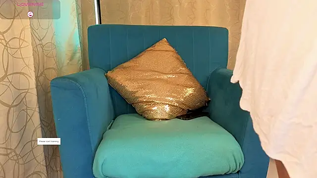 sophia dumont online show from November 2025 01:16:01 AM