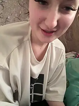 Snapshot of Evi_murr chatting on February 2025 12:00:02 PM Evi murr online show from February 2025 12:00:02 PM