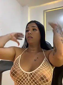 tinalove7 online show from April 2026 10:46:02 PM