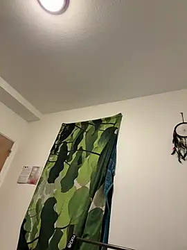 tastylolaaa online show from February 2026 06:33:01 AM