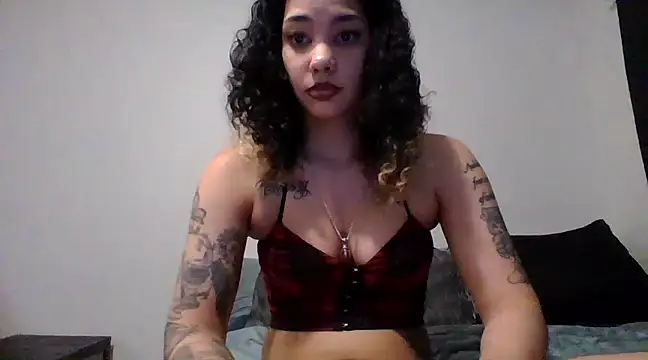 Snapshot of tastylolaaa chatting on February 2025 05:15:01 AM tastylolaaa online show from February 2025 05:15:01 AM