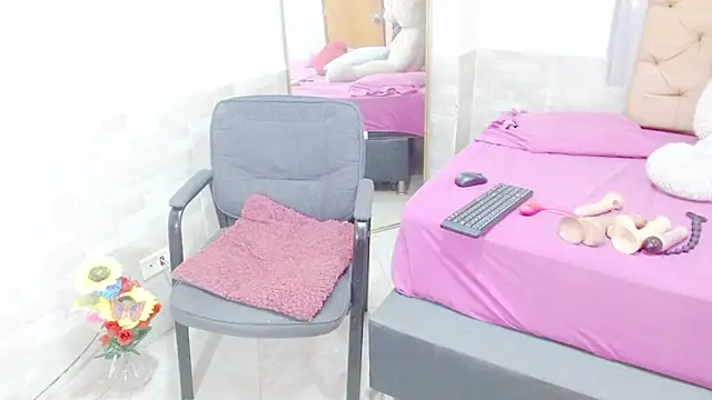 Dolldirtyxxx online show from December 2025 05:27:02 PM