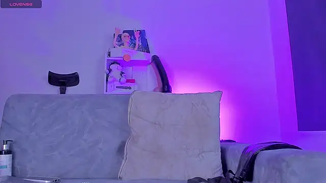 meganwolf 1 online show from April 2026 07:09:01 PM