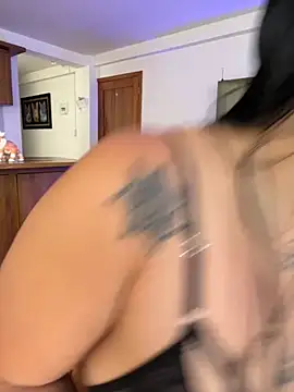 Madissonlove 1 online show from October 2025 12:09:01 PM