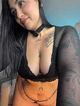 Madissonlove 1 online show from February 2026 10:43:01 PM