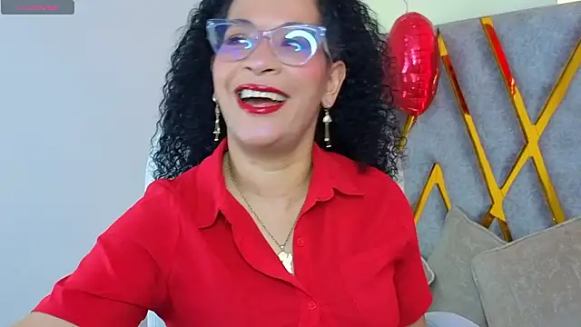 Cintiia Holmes online show from March 2026 11:21:01 PM