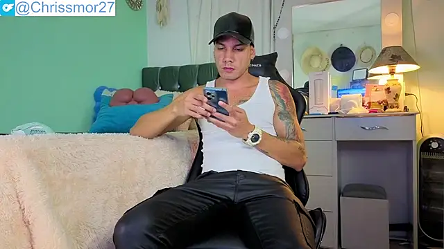 Snapshot of Chrissken chatting on September 2025 01:00:01 AM Chrissken online show from September 2025 01:00:01 AM